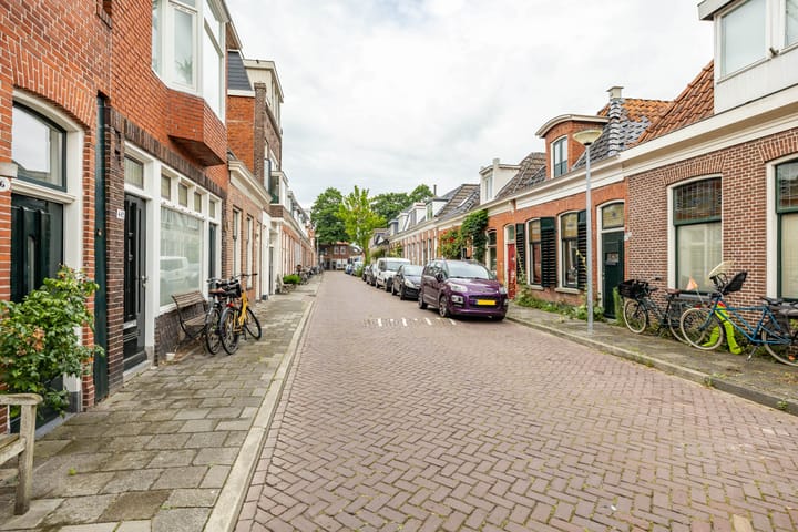 Tussenwoning te koop: Bergstraat 47, Groningen