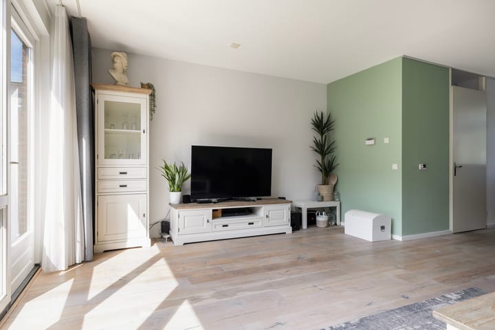 Tussenwoning te koop: Knoopkruid 6, Voorthuizen
