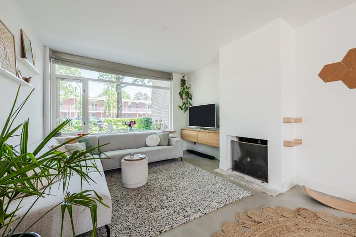 Tussenwoning te koop: Maximiliaanlaan 28, Waalre