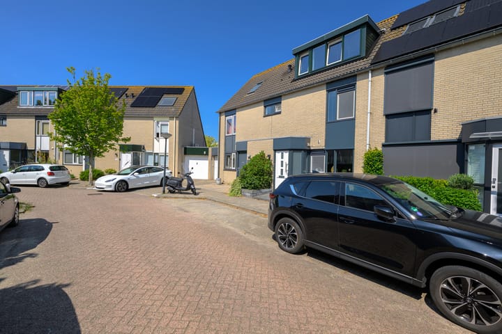 Foto 2 van Clariet Kok-van Alphenstraat 27