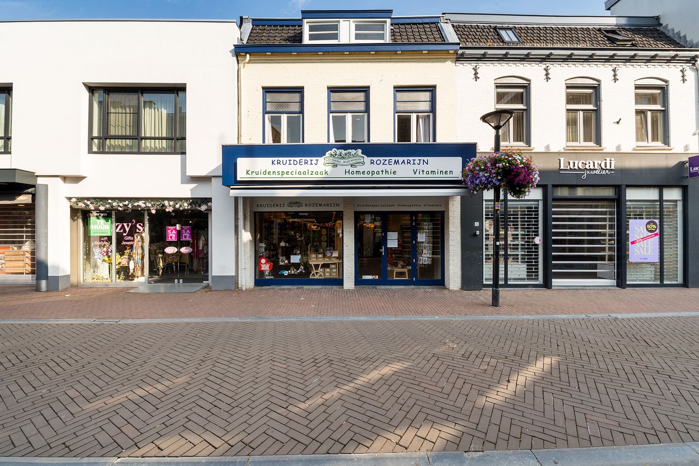 Bekijk foto 1 van Heuvelstraat 4