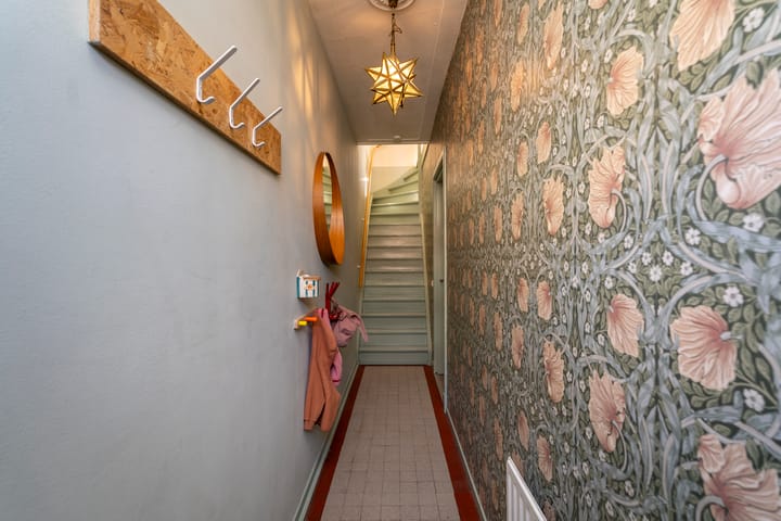 Tussenwoning te koop: Madeliefstraat 10, Tilburg