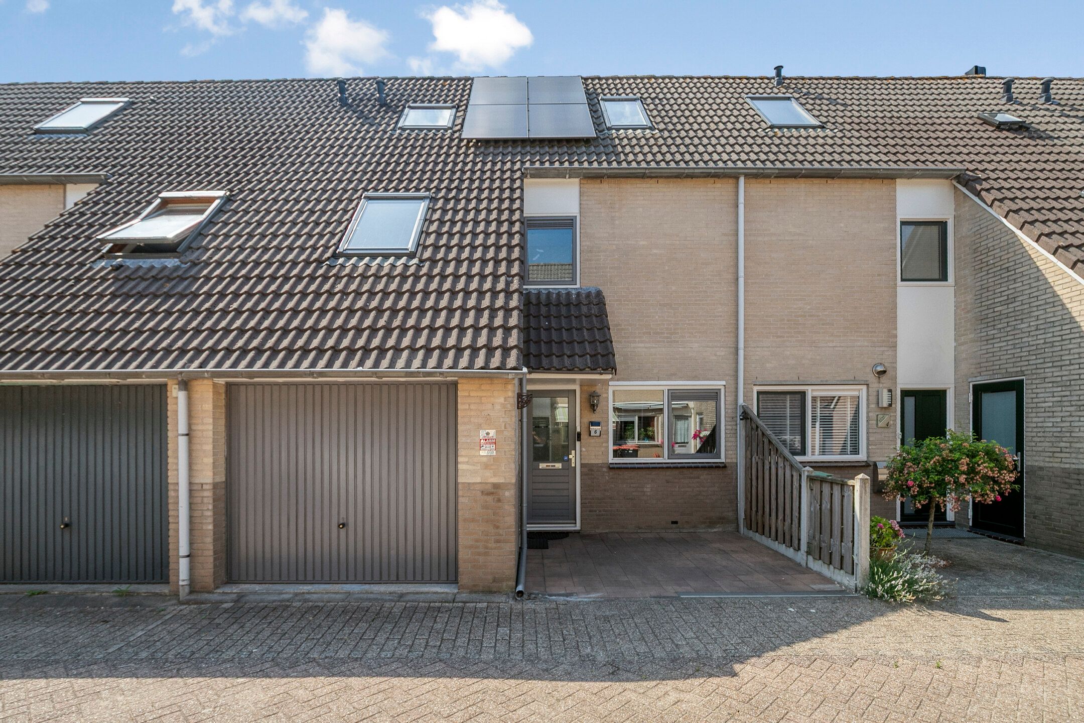 Photo 39 of Neckarstraat 6