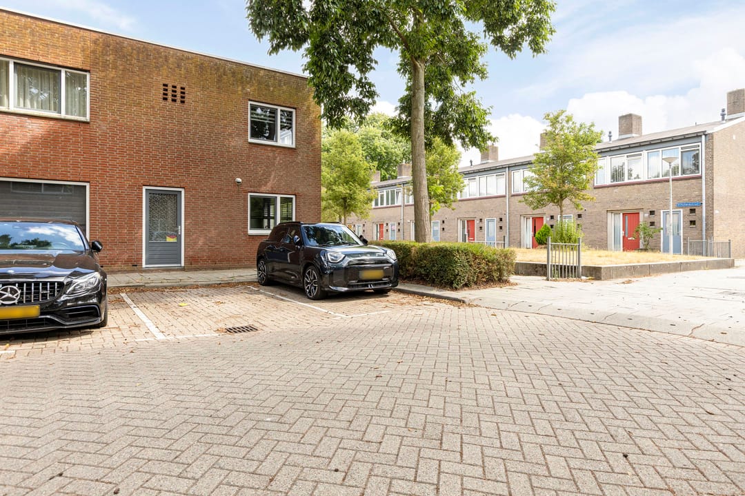 Foto 41 van Dirkslandstraat 40-A