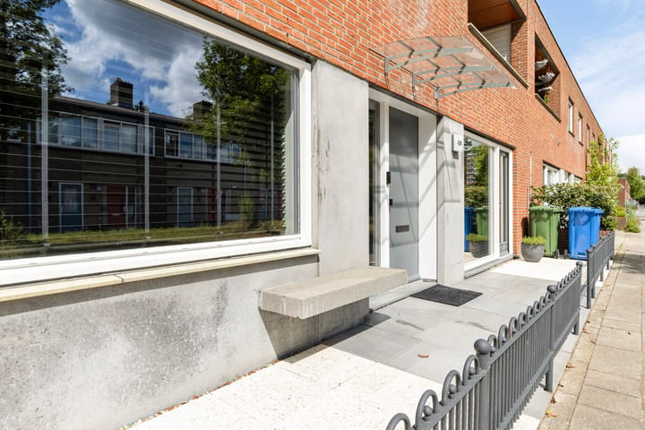 Foto 4 van Dirkslandstraat 40-A