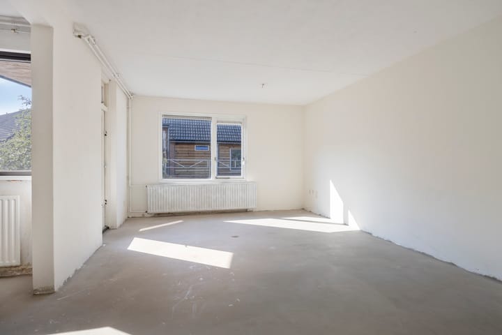 Appartement te koop: Vrijmark 154, Almere