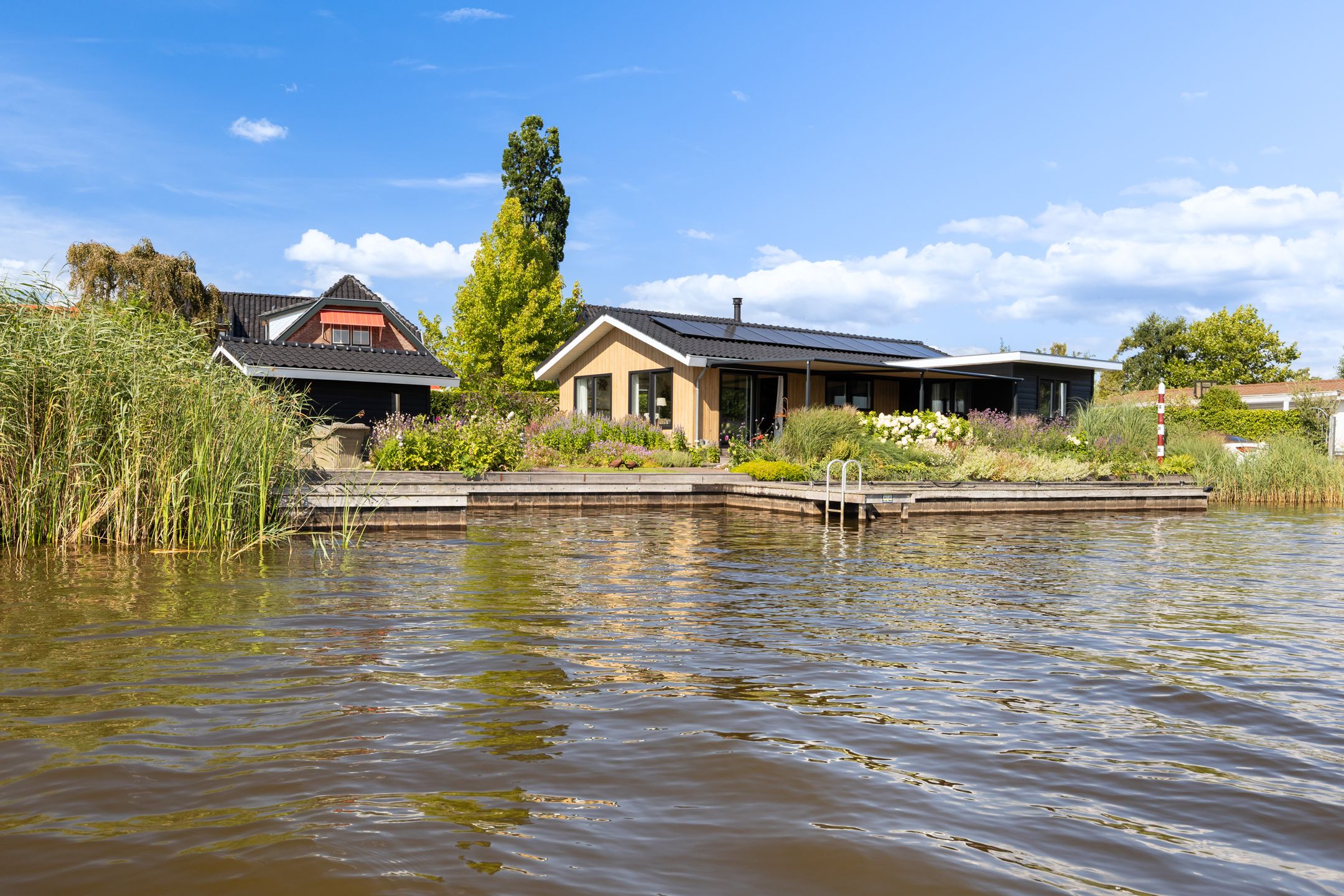 Foto 45 van Nieuw-Loosdrechtsedijk 217-C042