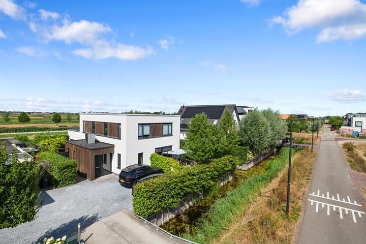 Neeltje Breedveldkade 25