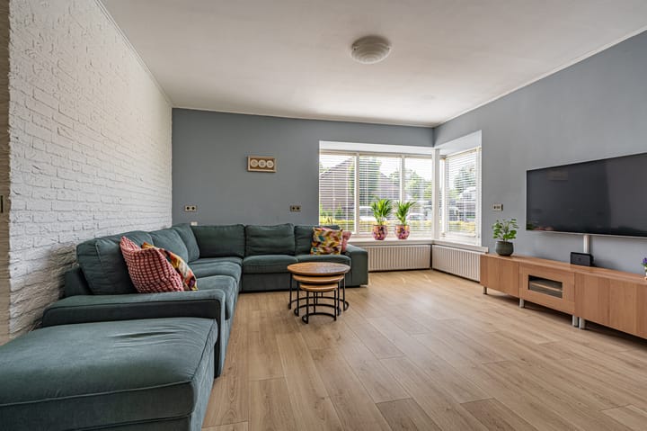 Vrijstaande woning te koop: Reelaan 34, Winschoten