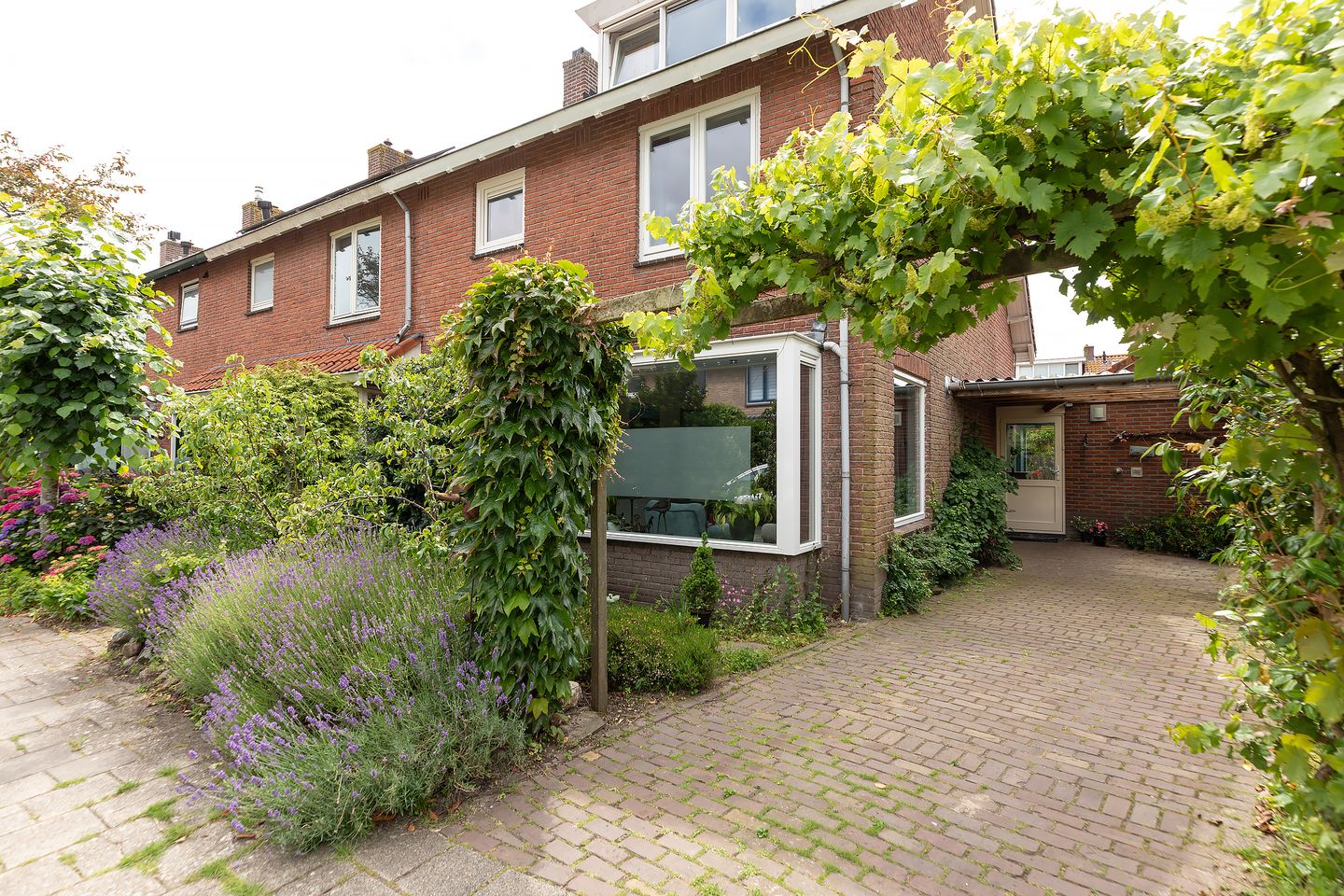 Foto 1 van van Mierislaan 2
