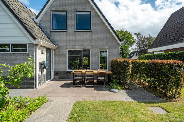 Vrijstaande woning te koop: De Bazuin 33, Harlingen