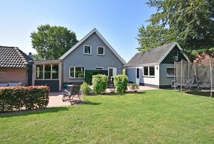 Vrijstaande woning te koop: Nieuwstad 37, Burgum