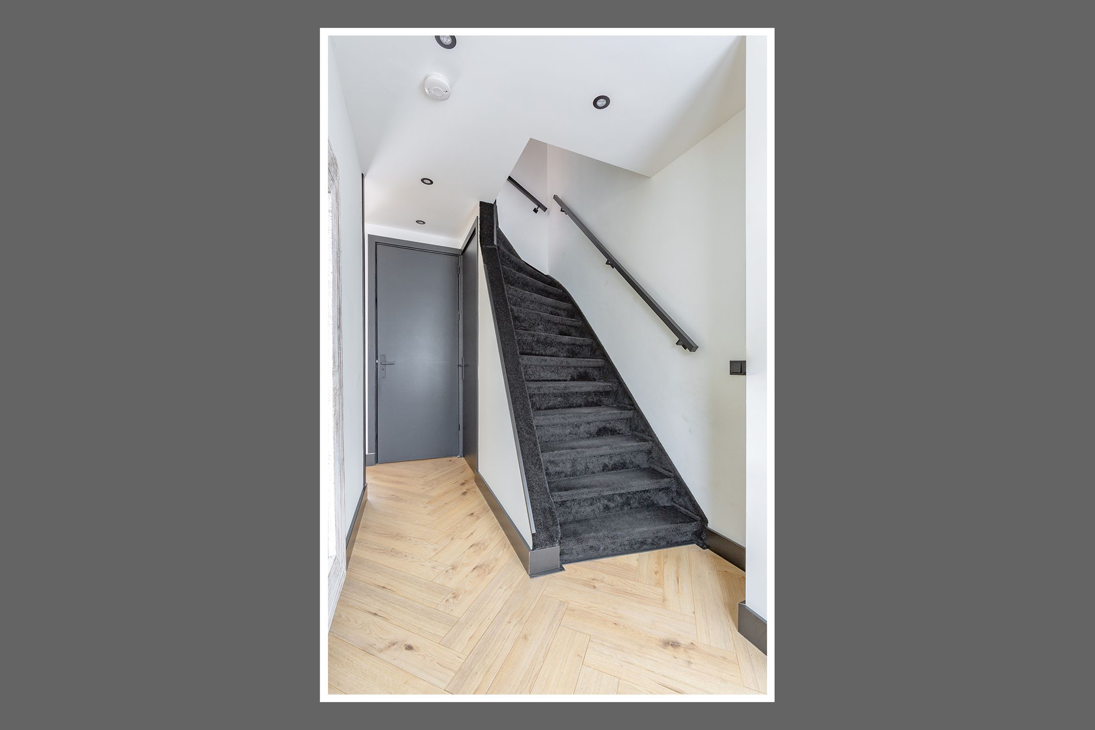 Photo 18 of Van der Waalsstraat 2