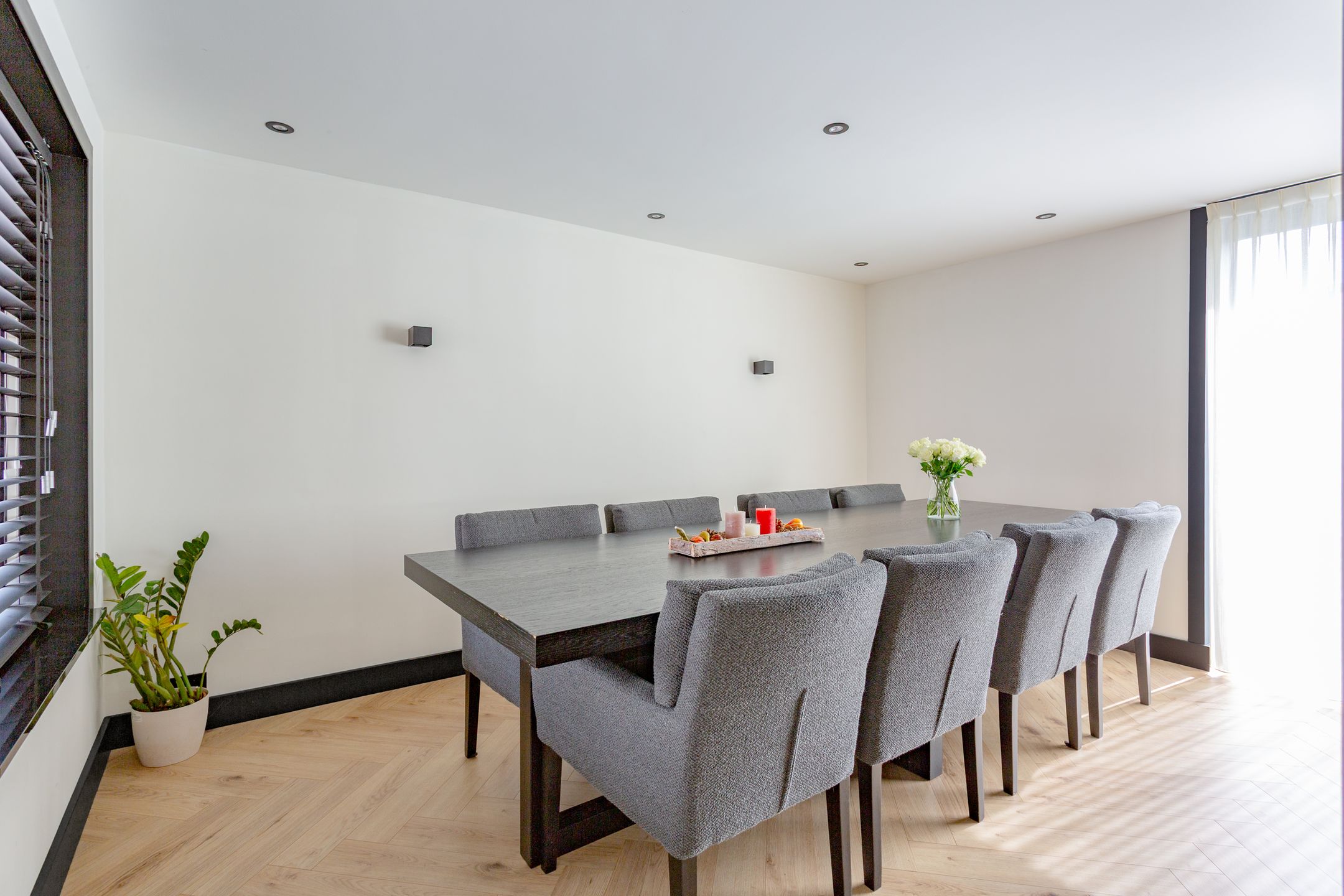Photo 12 of Van der Waalsstraat 2