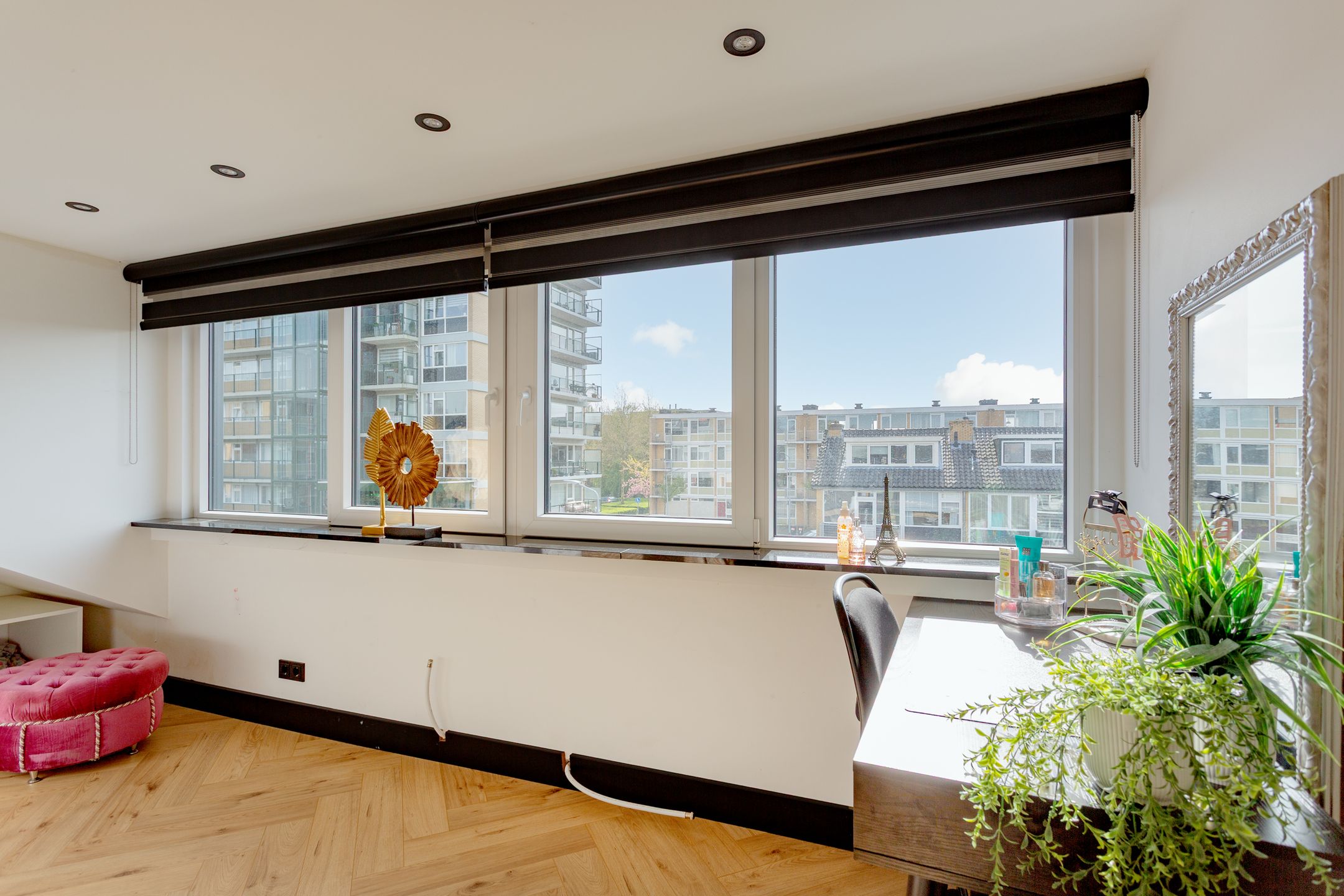 Photo 33 of Van der Waalsstraat 2