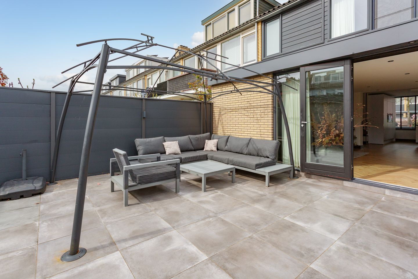 Photo 40 of Van der Waalsstraat 2