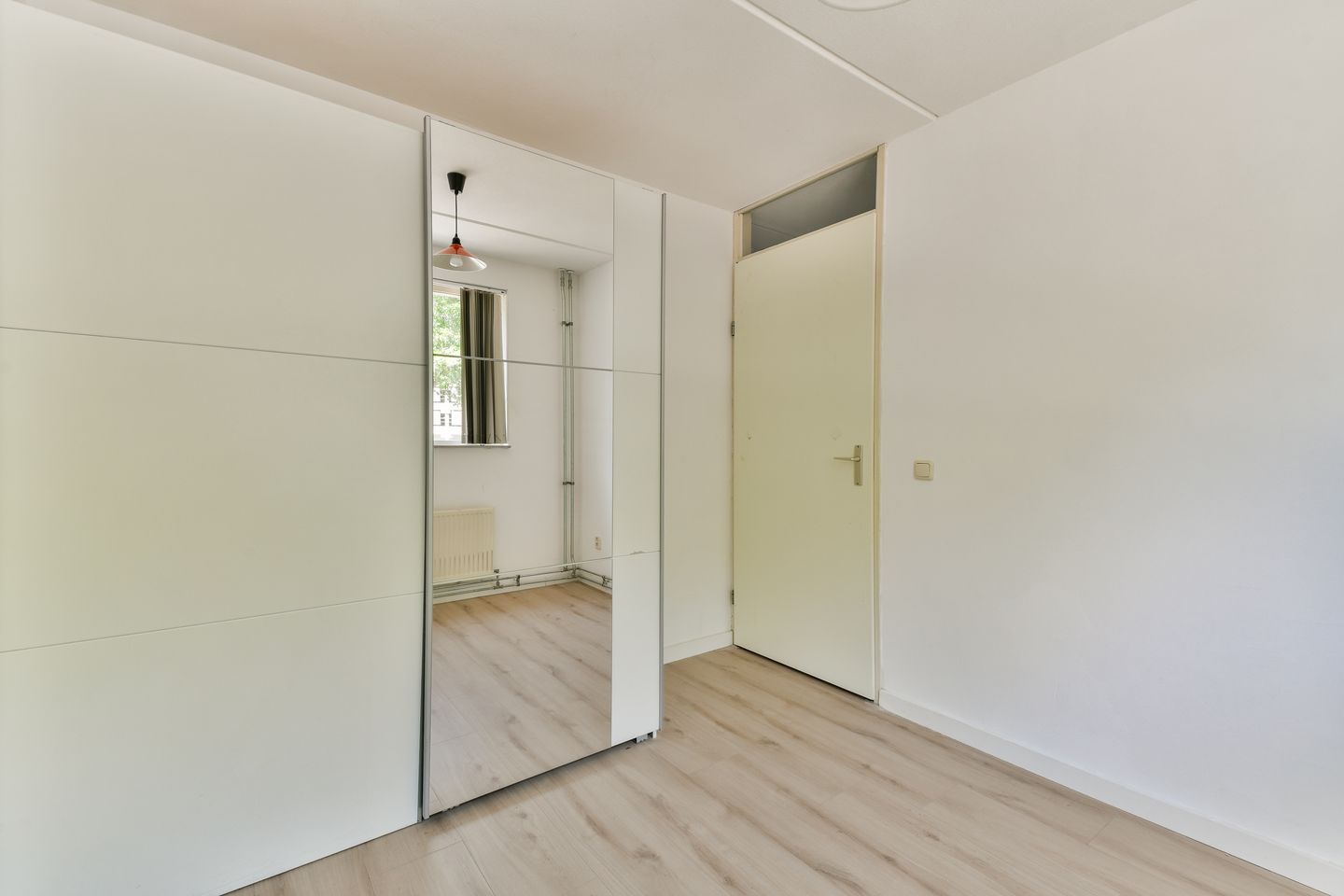 Photo 19 of George Sandstraat 6