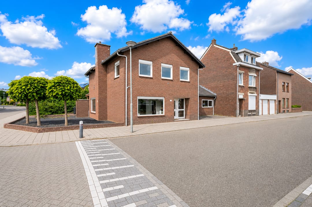 Photo 37 of Baanstraat 150