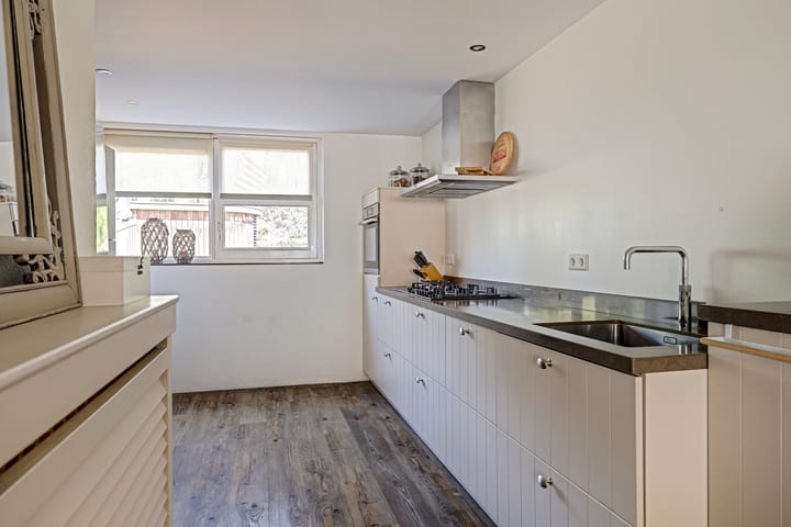 Tussenwoning te koop: 't Schip 8, Katwijk (Zh)