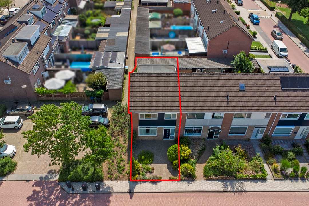 Photo 31 of Roerdompstraat 8