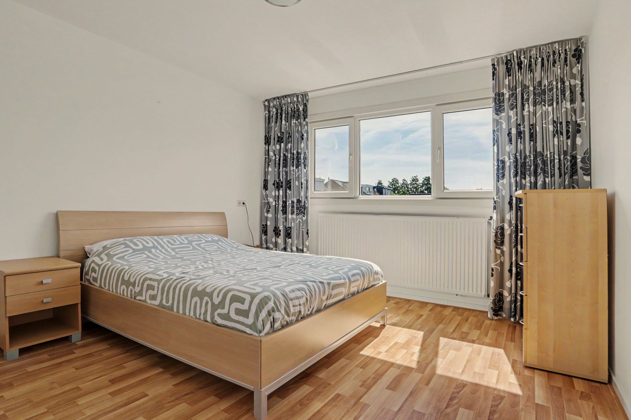 Photo 12 of Roerdompstraat 8