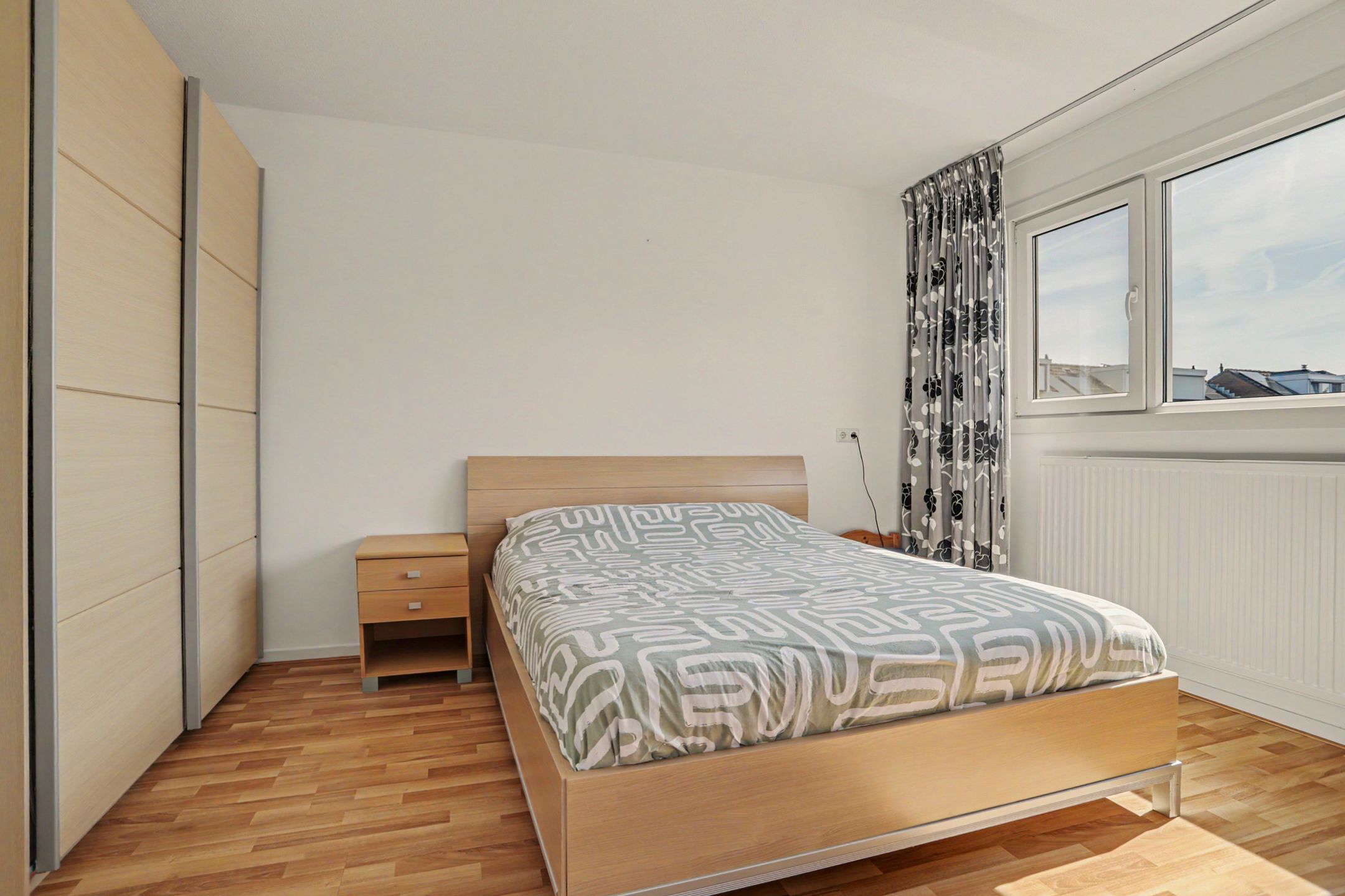 Photo 15 of Roerdompstraat 8