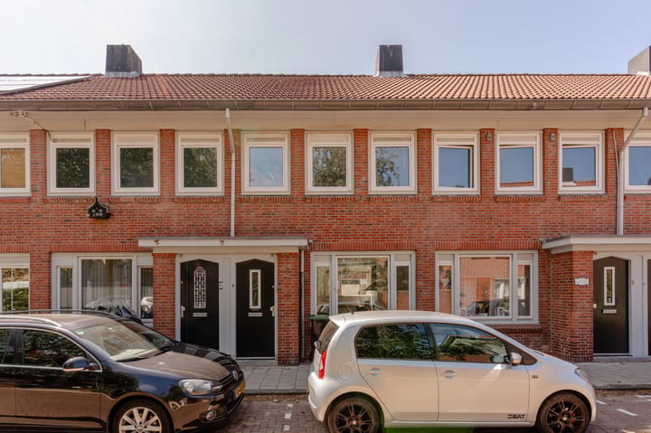 Tussenwoning te koop: Voornestraat 17, Amsterdam