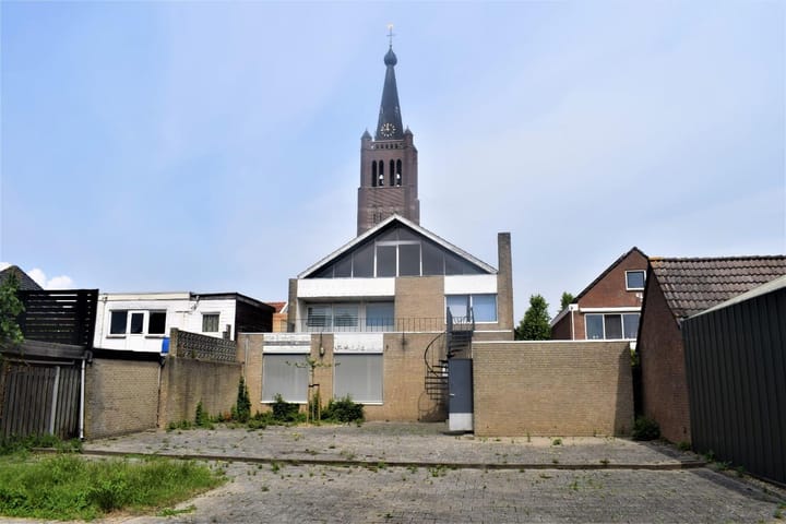 Hoekwoning te koop: Kerkstraat 16, Hank