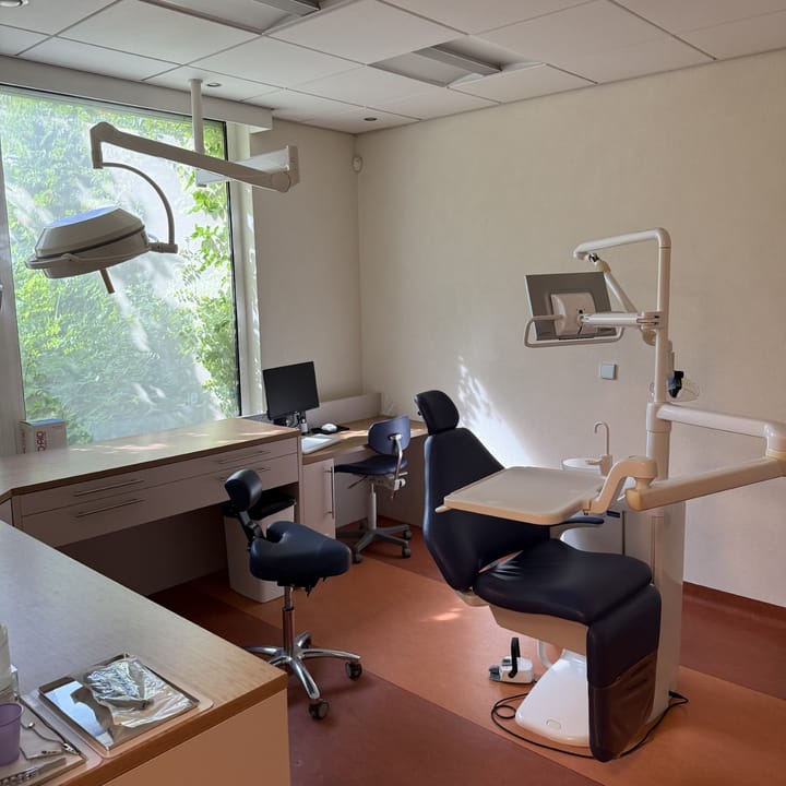 Hoekwoning te koop: Kerkstraat 16, Hank