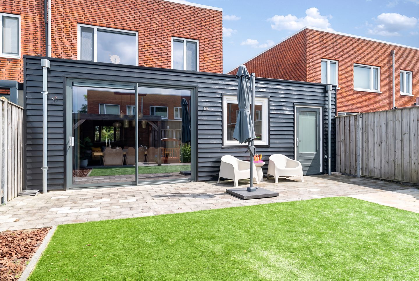 Photo 29 of Van der Waalsstraat 21