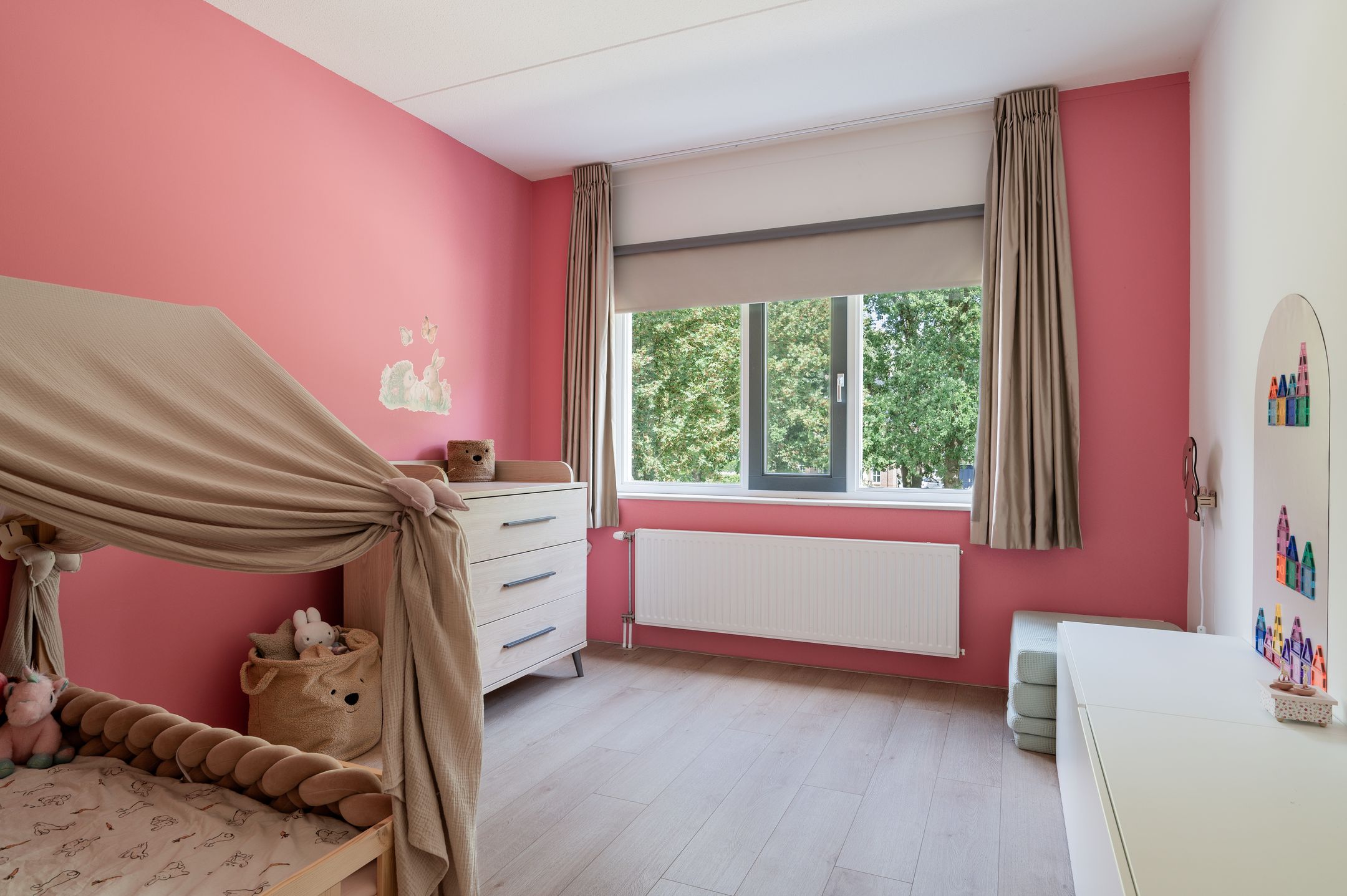 Photo 21 of Van der Waalsstraat 21