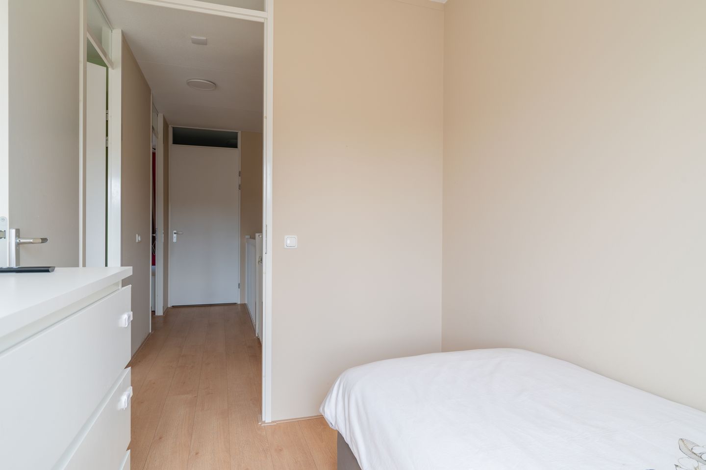 Photo 25 of Van der Waalsstraat 21