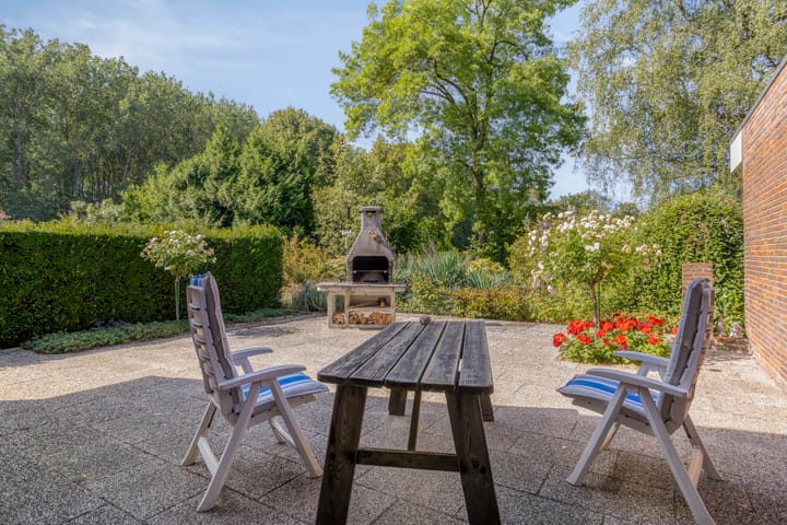Vrijstaande woning te koop: Hulsterseweg 5, Axel