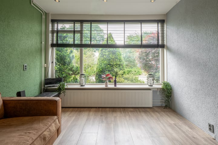 Hoekwoning te koop: Anemoonstraat 63, Enschede