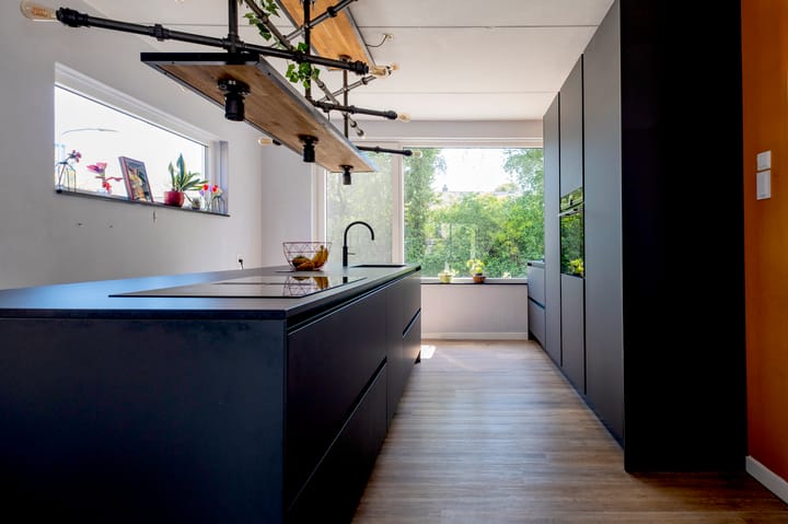 Tussenwoning te koop: Schubertlaan 43, Assen