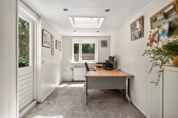Tussenwoning te koop: Pienemanstraat 120, Ede
