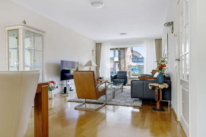Hoekwoning te koop: Frederik Hendrikstraat 52, Veldhoven