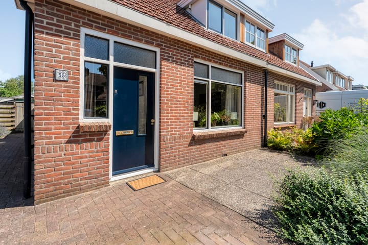 Hoekwoning te koop: Zuiderweg 55, Hoogeveen