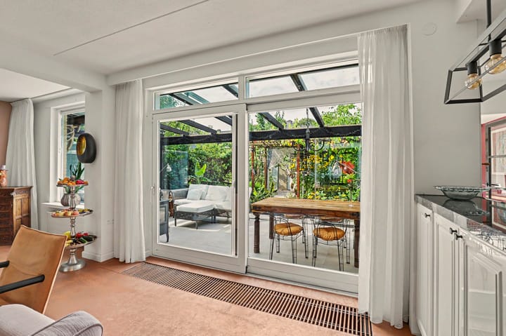 Hoekwoning te koop: Woodrow Wilsonlaan 1, Rijswijk (Zh)
