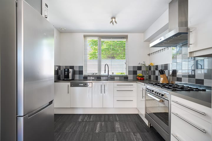 Tussenwoning te koop: Ype Poortingawei 47, Leeuwarden