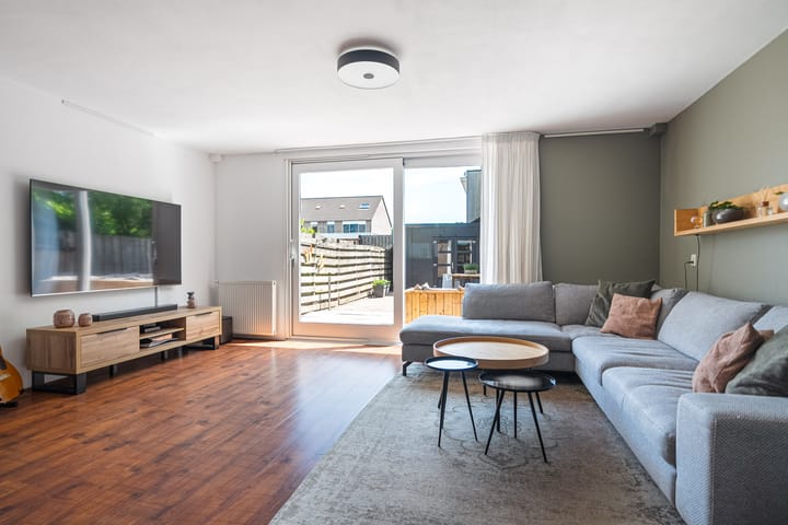 Tussenwoning te koop: Ype Poortingawei 47, Leeuwarden