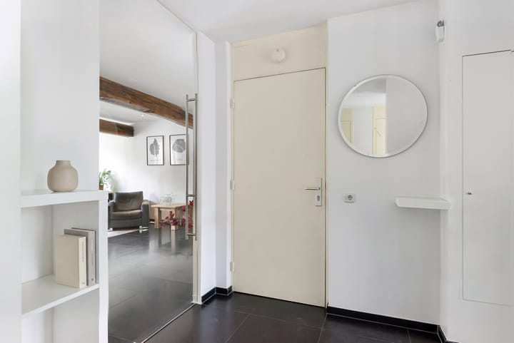 Photo 4 of Bogaardenstraat 51-C