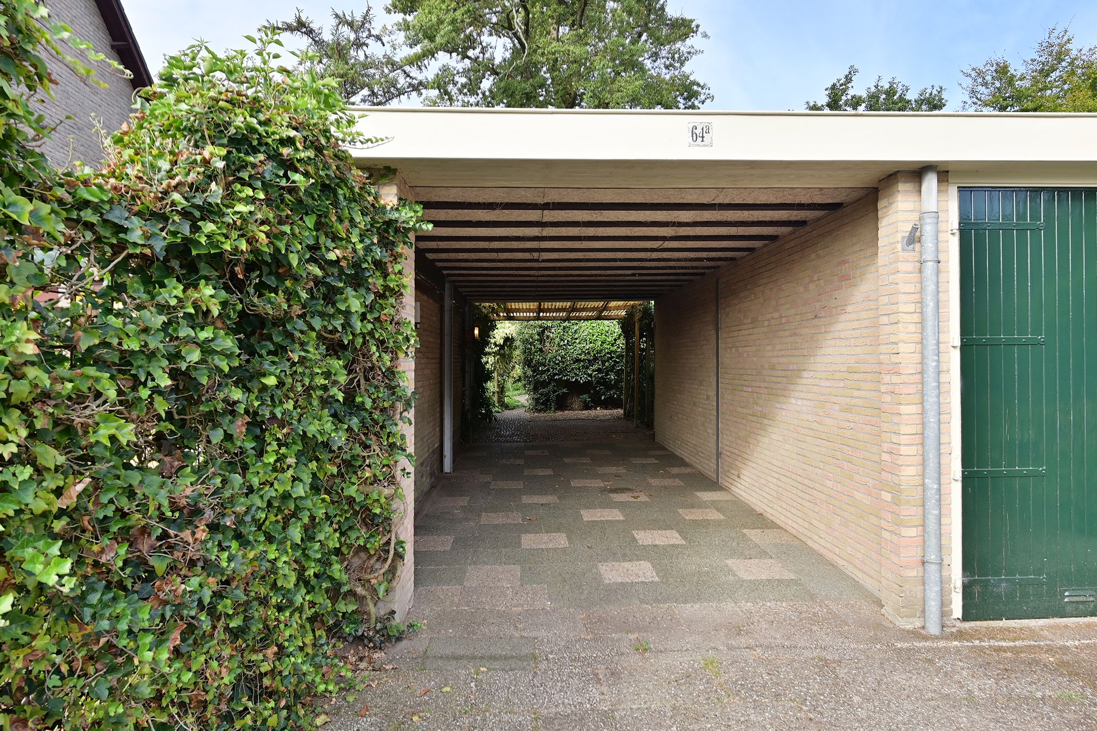 Foto 24 van Kostverloren 64-A