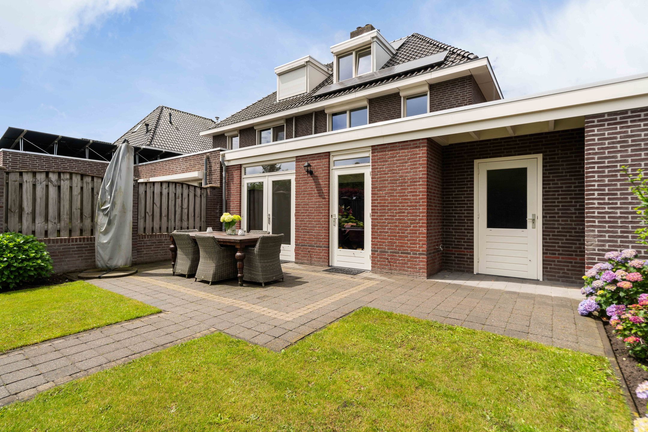 Photo 42 of Odahoevestraat 24