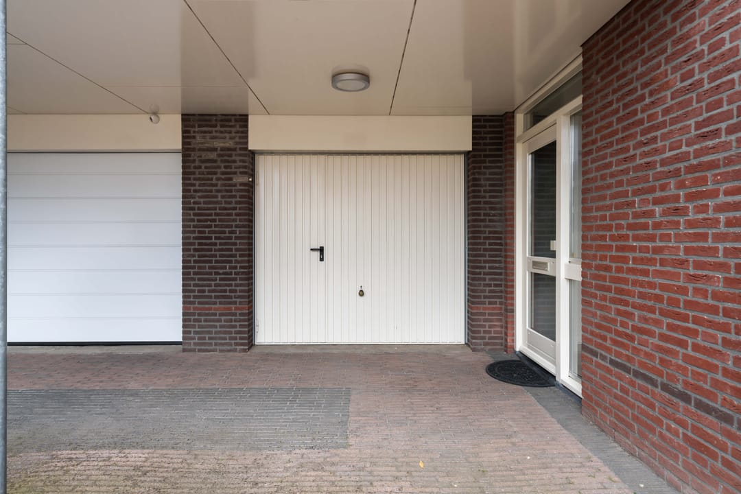 Photo 46 of Odahoevestraat 24