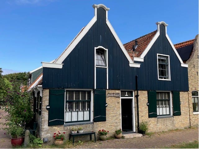 Foto 1 van De Ruyterstraat 45
