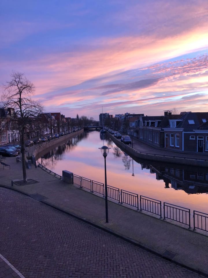 Hoekwoning te koop: Harinxmakade 46, Sneek