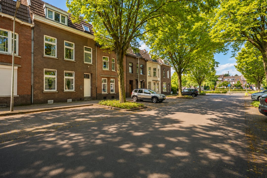 Photo 11 of Turennestraat 10-B