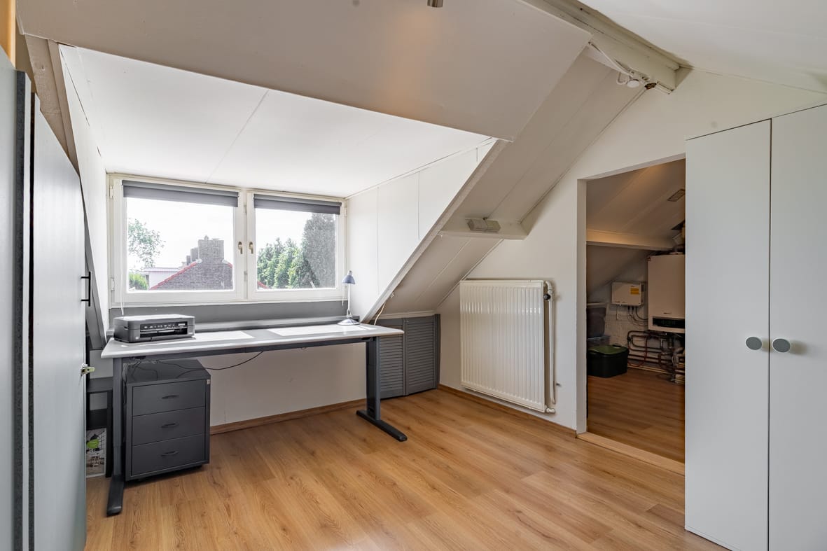 Photo 24 of Bernhardstraat 16