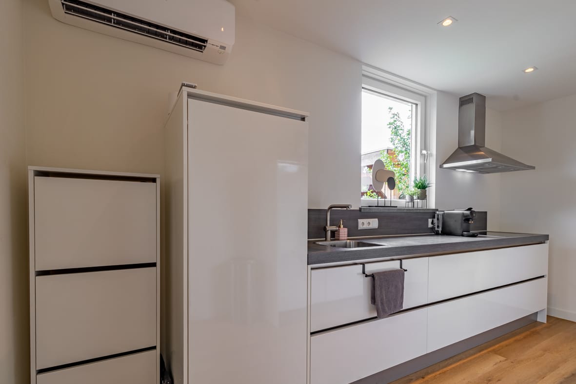 Photo 14 of Bernhardstraat 16